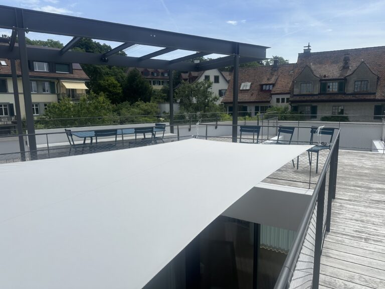 Maßanfertigung in Zürich: Ein Sonnensegel der besonderen Art – VM Sails